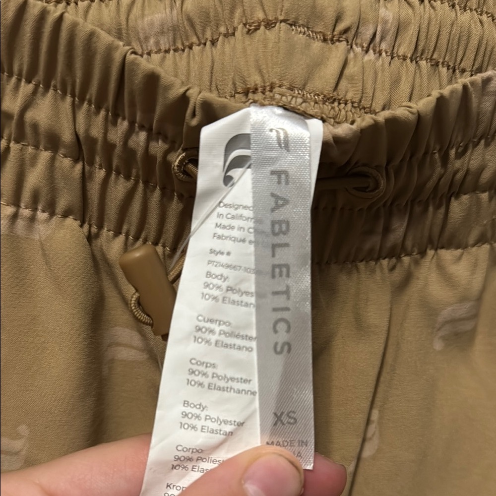 Fabletics Joggers - Picture 4 of 5